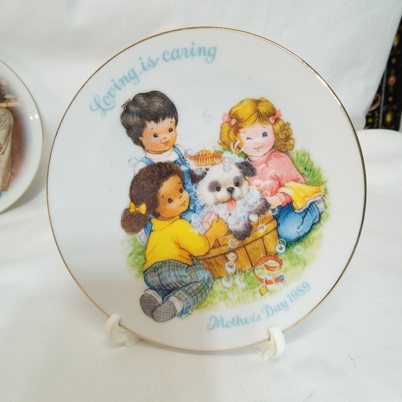 𝅺VINTAGE Avon mother's day plates (set of seven) - Picture 5 of 8